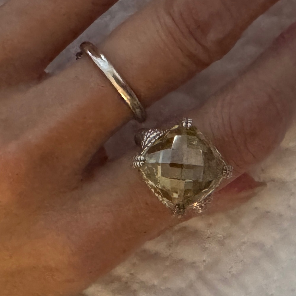 Judith Ripka cocktail ring - Picture 8 of 9